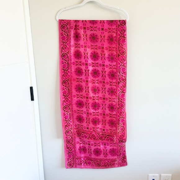 Vintage 100% Silk Floral Scarf - Picture 1 of 7